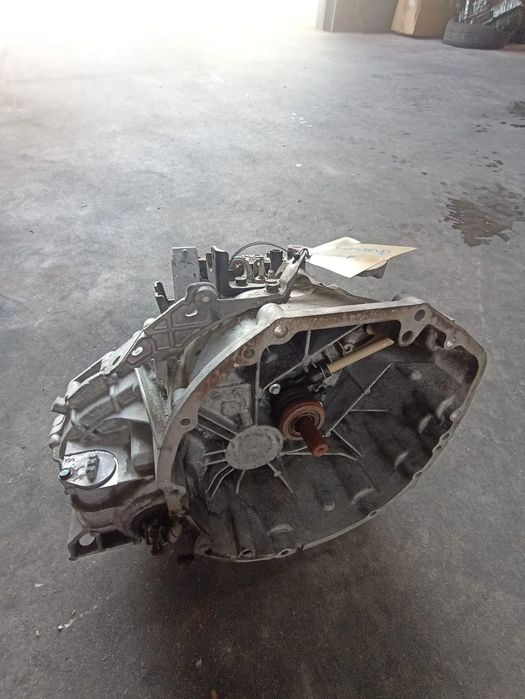 Caixa de velocidades Nissan Qashqai j10 2.0 dci JG70