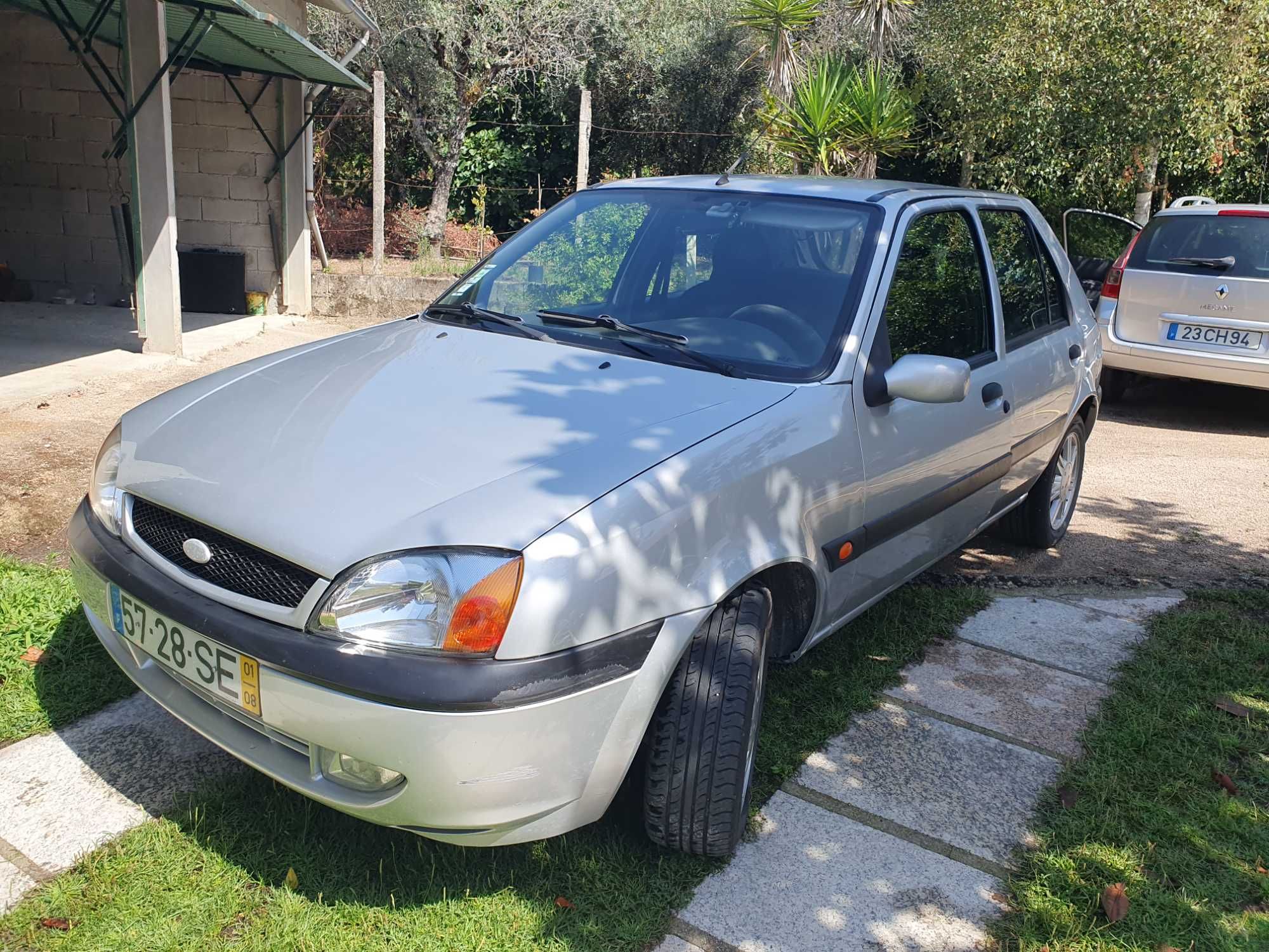 Ford fiesta poucos kms