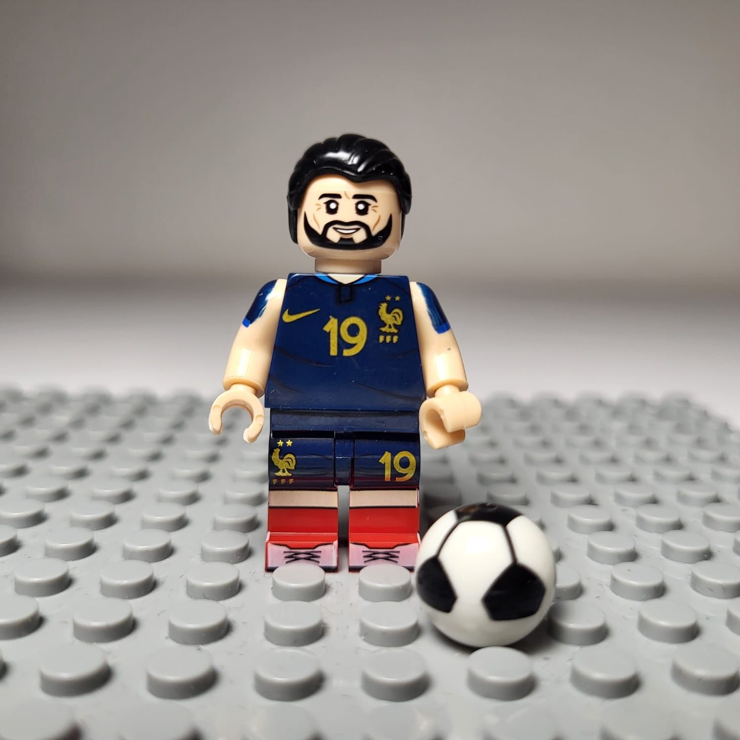 Karim Benzema | Francja | Gratis Naklejka Lego