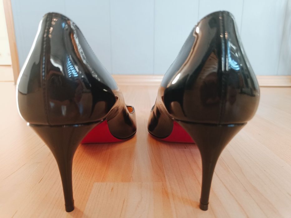 Christian Louboutin Czarne szpilki Kate 7cm