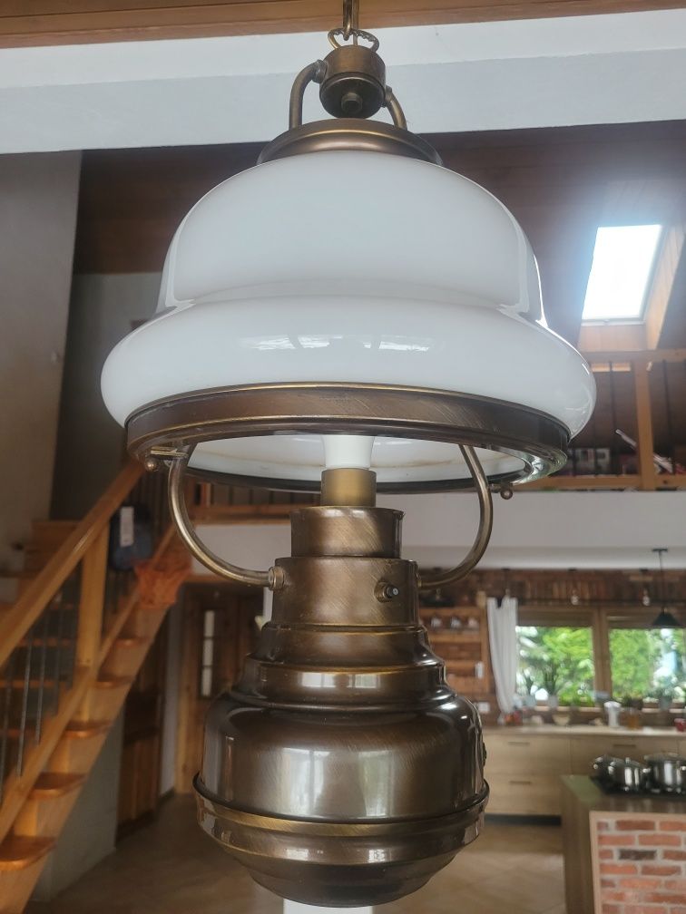 Lampa okrętowa duża