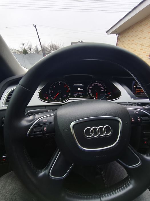 Ауді А4 В8 універсал