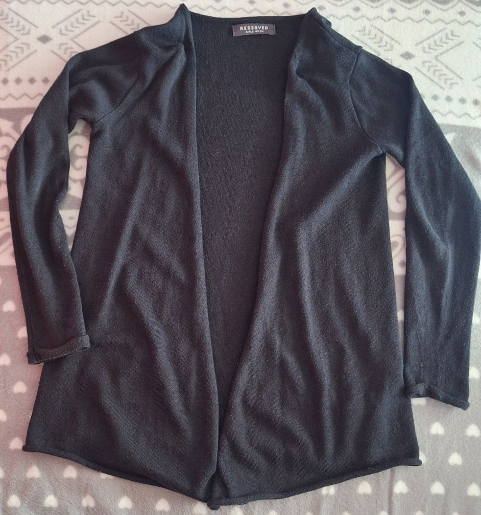 Czarny elegancki sweterek Reserved 140 cm