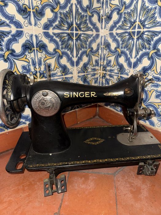 Maquina de costura Singer