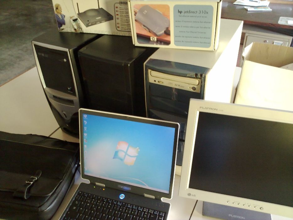 Vendo lote de 2 Computadores