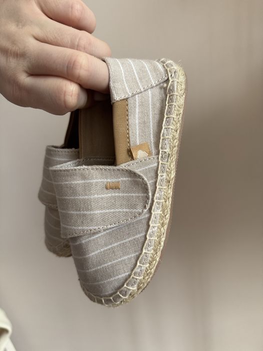 Продам дитячі мокасіни Mayoral ! 25 р