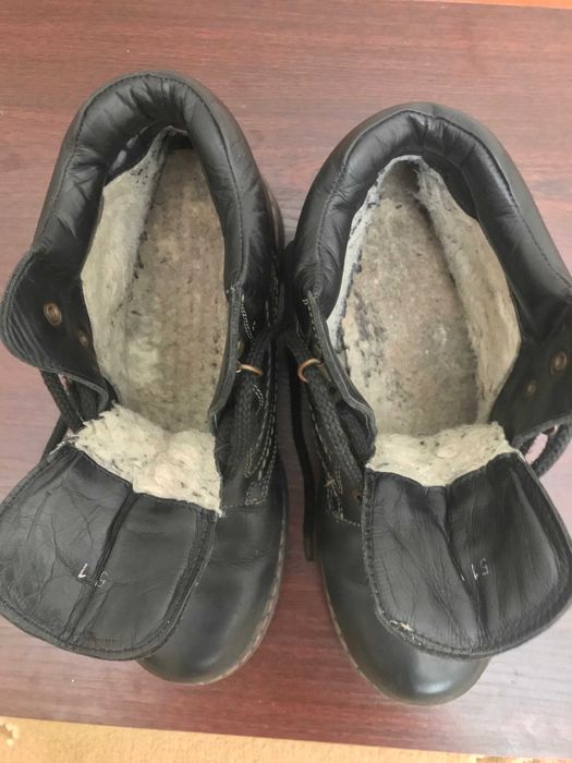 Продам мужские кожаные ботинки