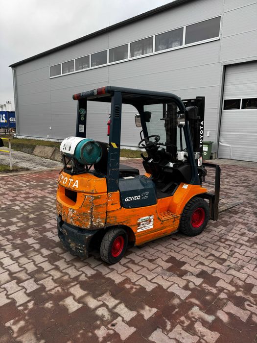 Toyota 02-7FGL15 – 2004 r. – Benzyna/LPG – Udźwig 1500 kg