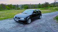 Volkswagen Golf 1.6 benzyna