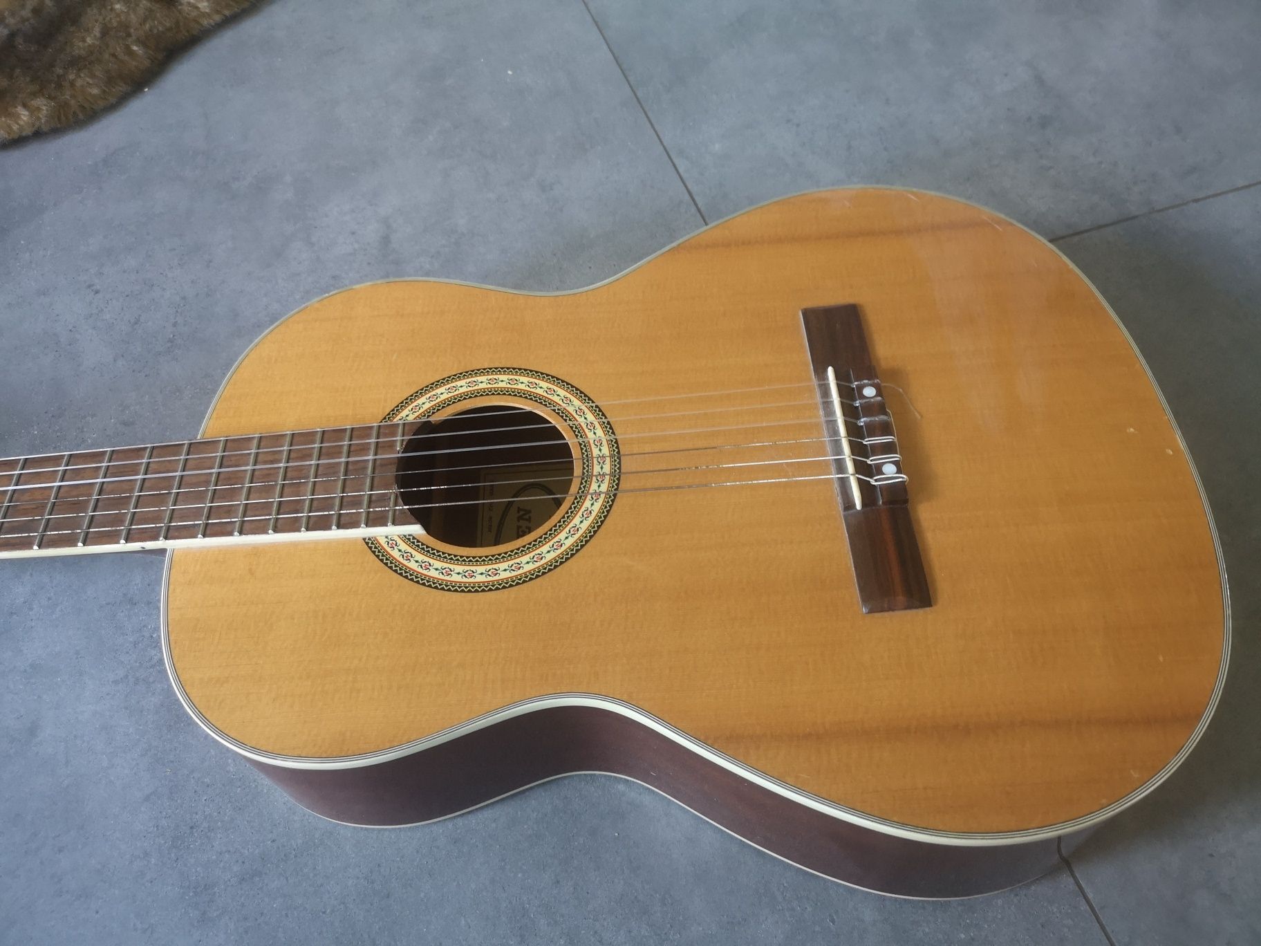 Gitara w dobrym stanie