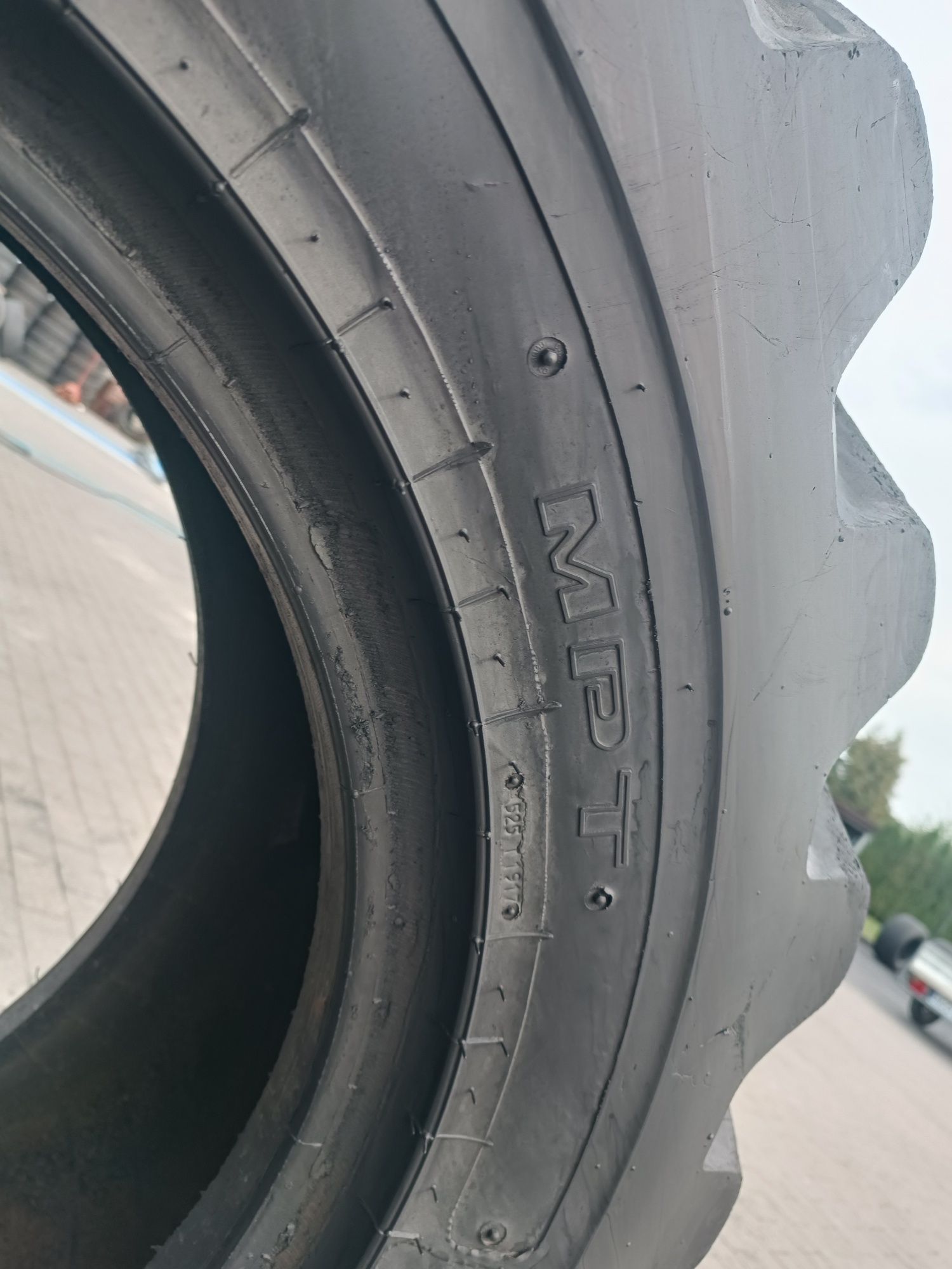 15.5-25 Sitemaster JCB MPT 15.5R25