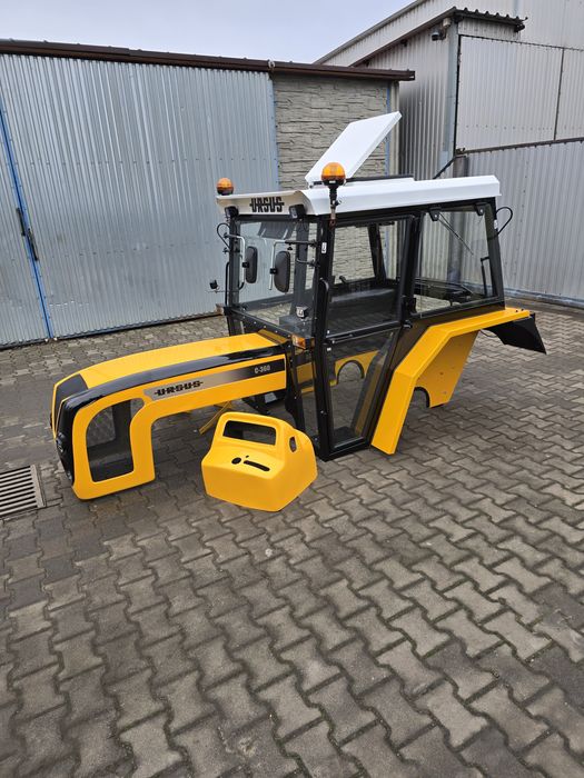 Kabina ciągnikowa C360 C4011 C330 MF255 MASKA C360 C330 Kabina C360