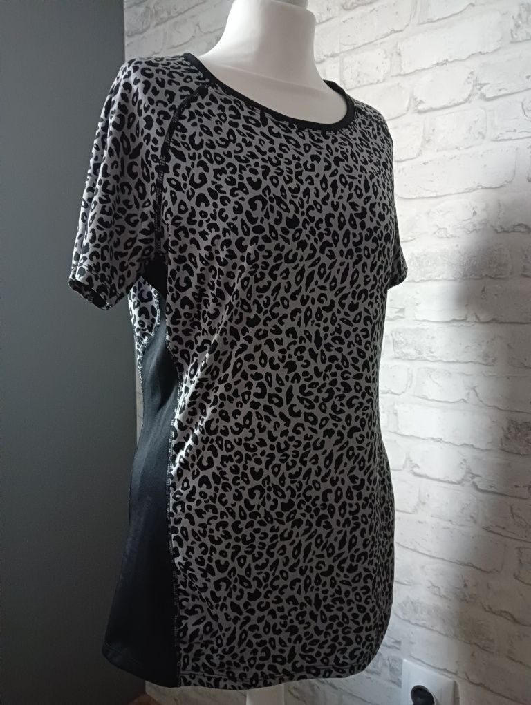 T- shirty firmowe