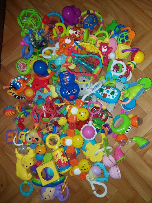 Grzechotki i gryzaki zestaw