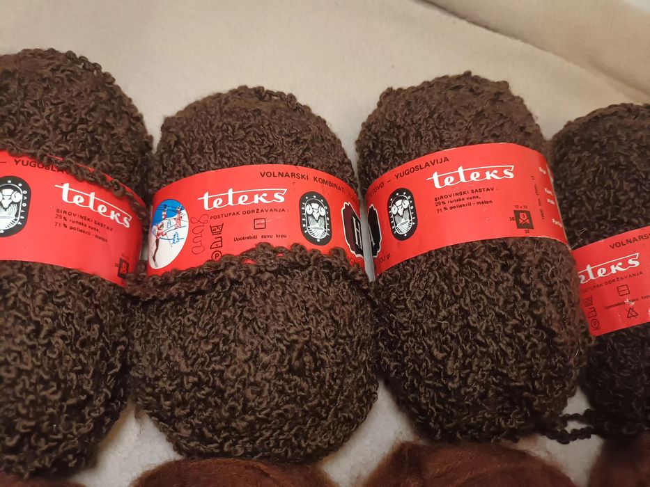 Włóczka brązowa, beżowa