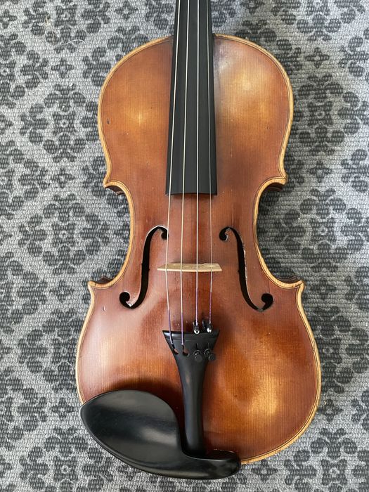 Скрипка Чеська для учнів та студентів