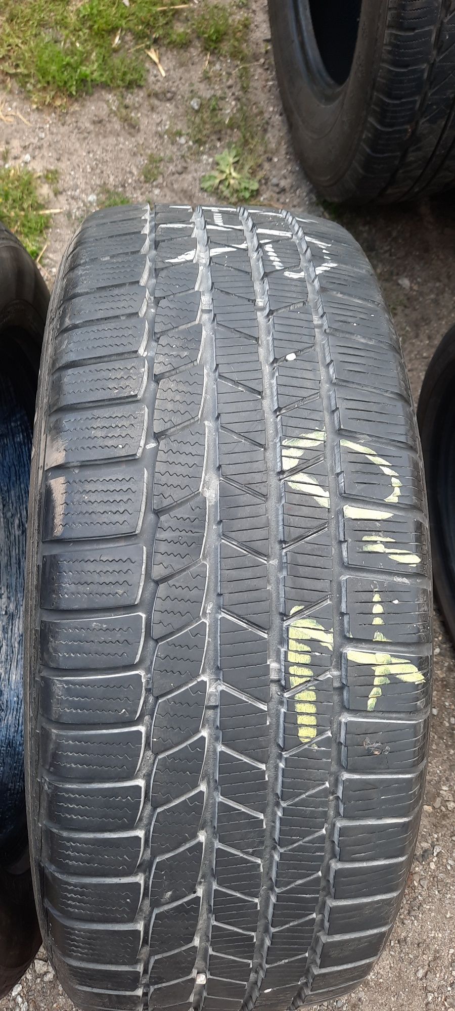 Opony zimowe Continental 235/55r18 2szt samoklejące+Gratis