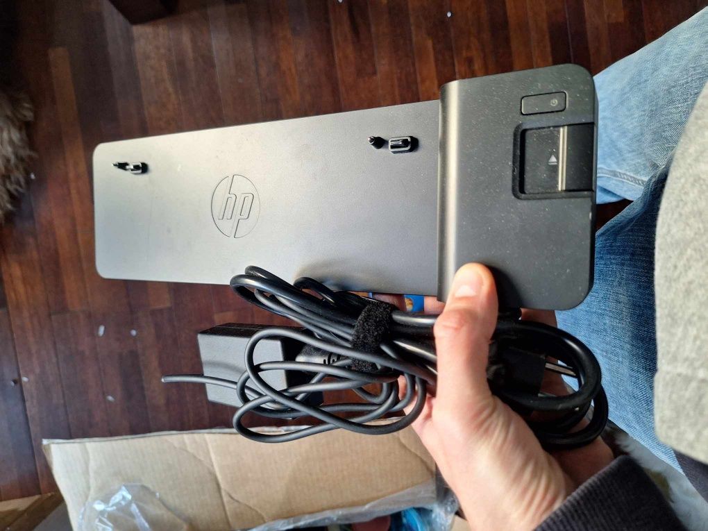 Stacja dokująca HP 2013 ultraslim z zasilaczem