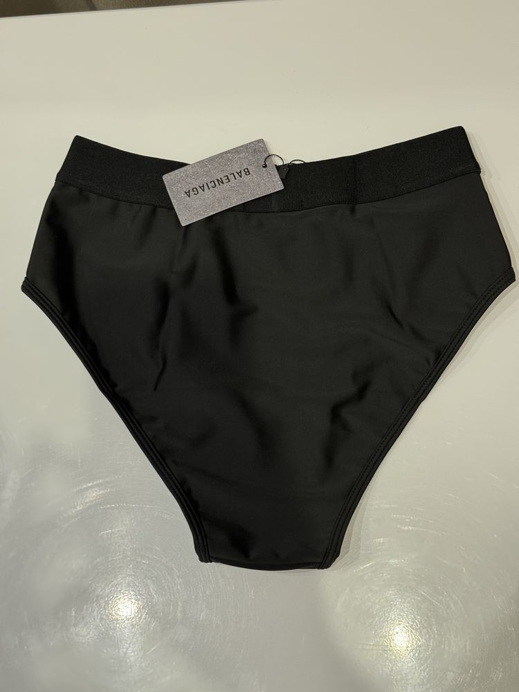Купальник Balenciaga роздільний баленсіага спортивний топ чорний білий