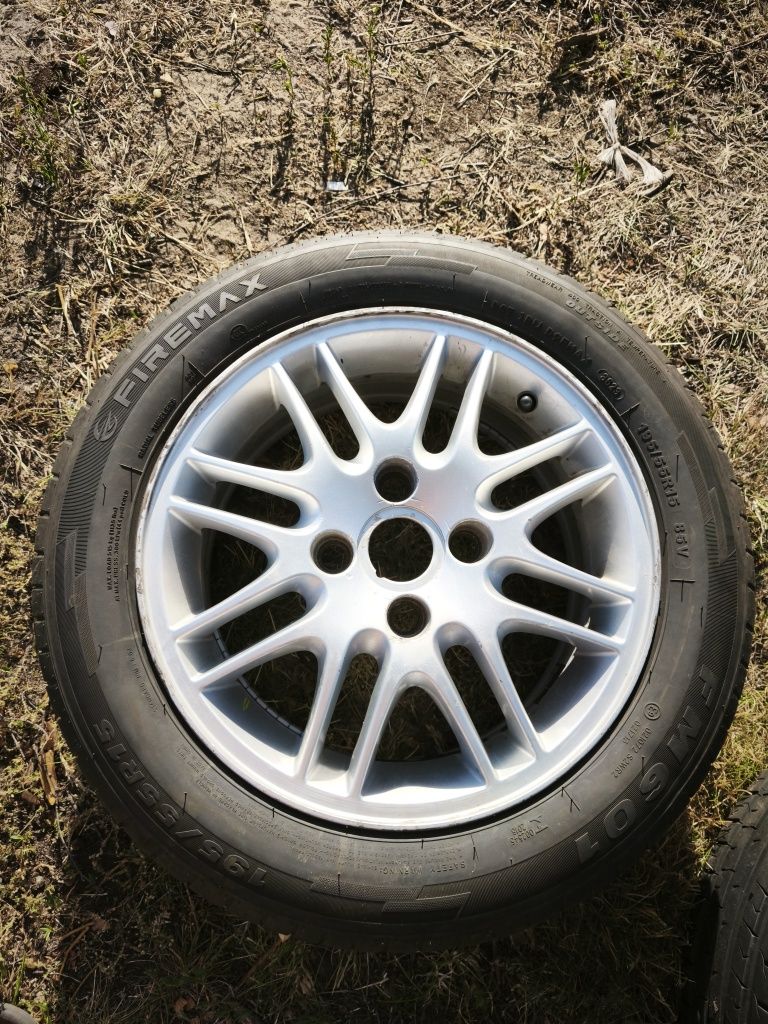 komplet kół na alufelgach 195/55r15
