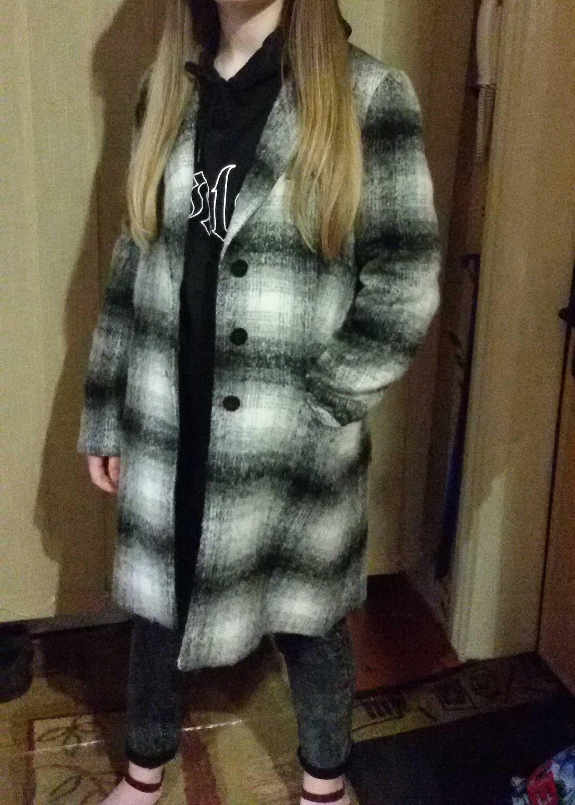 Пальто Zara жіноче, розмір М