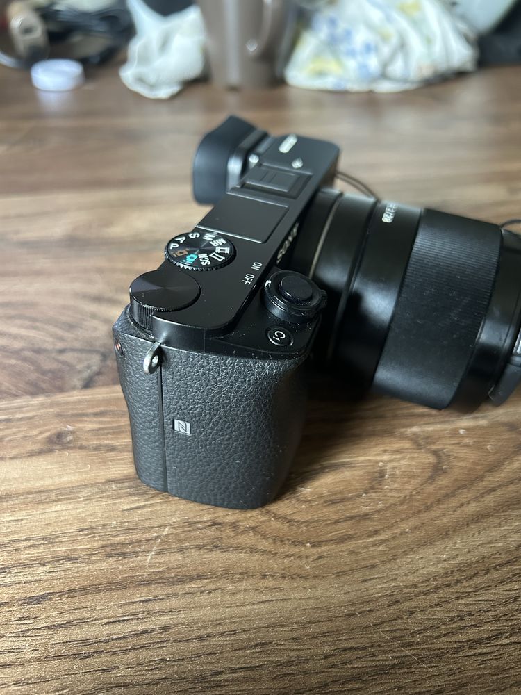 Aparat Sony Aplha 6000 + obiektyw 16mm FE 2/28