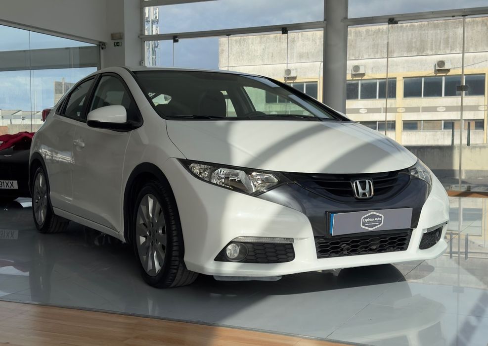 Honda Civic 1.4 i-VTEC Sport