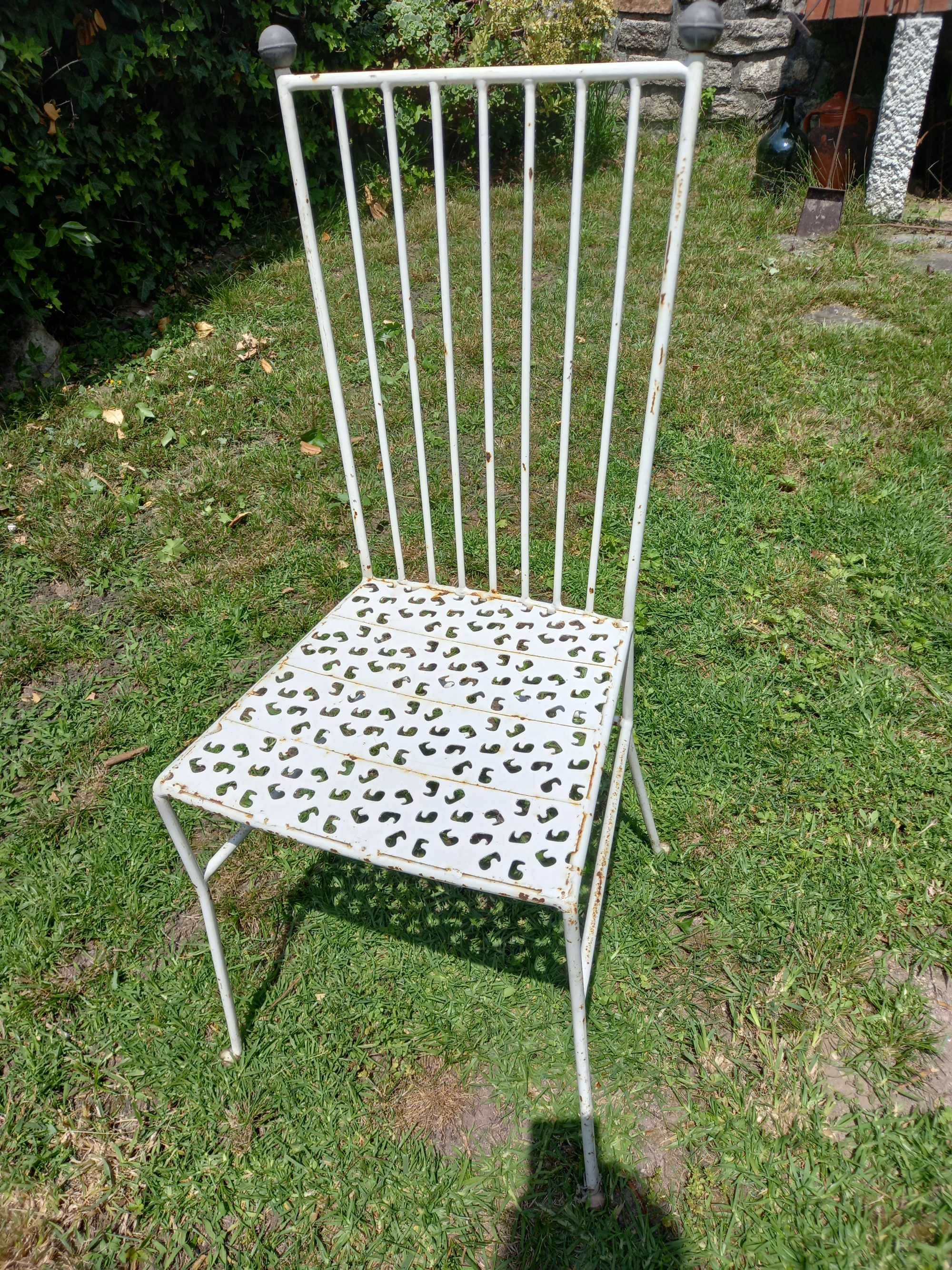 Vendo cadeiras em ferro de exterior (6 unid.)