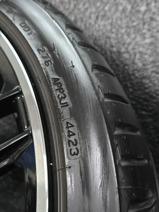 Jantes 19 Mercedes-Benz AMG 2+2  c/Pneus Bridgestone
