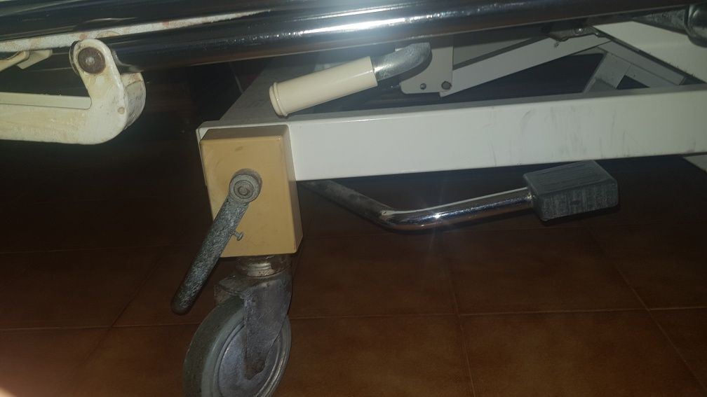 Cama articulada hidraulica