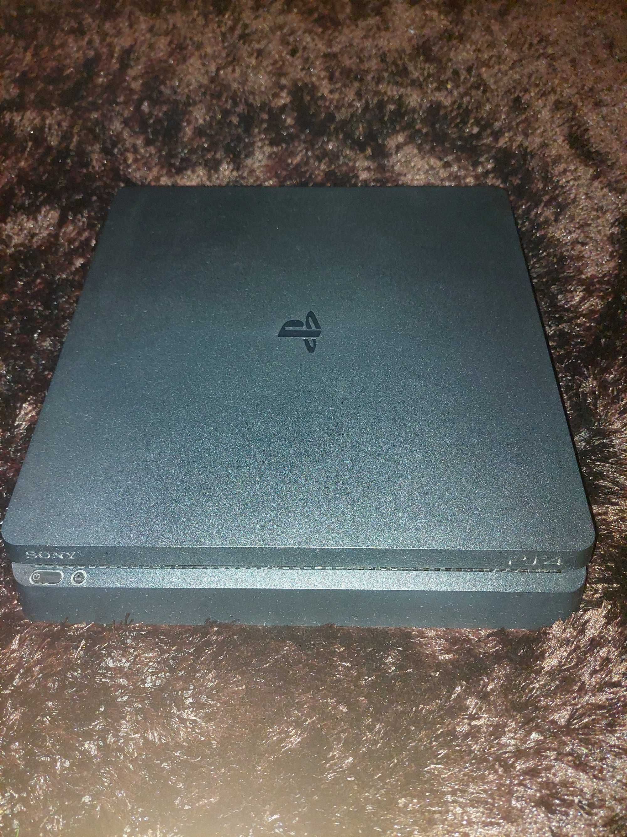 PS4 1TB, 2 comandos, carregador duplo e 5 jogos