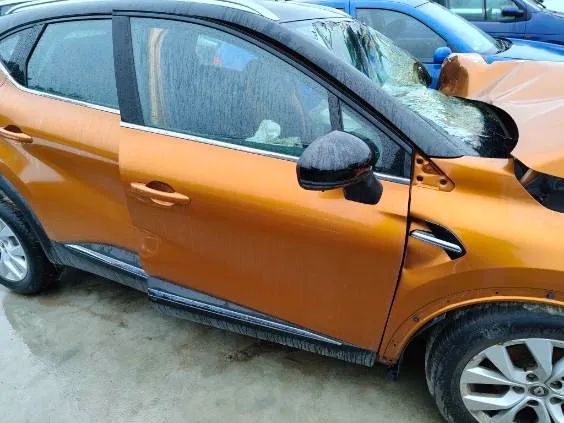 DRZWI PRZÓD KOMPLETNE RENAULT CAPTUR II