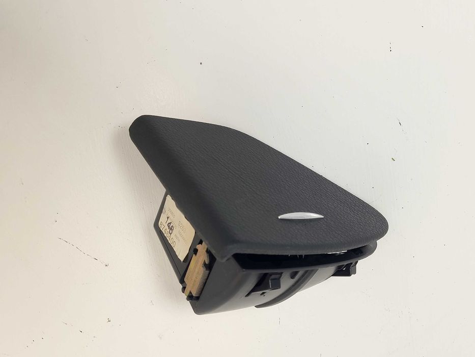 Cinzeiro da porta traseira esquerda do lado do condutor Mercedes W211