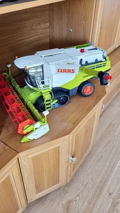 Bruder dla dziecka Claas lexion