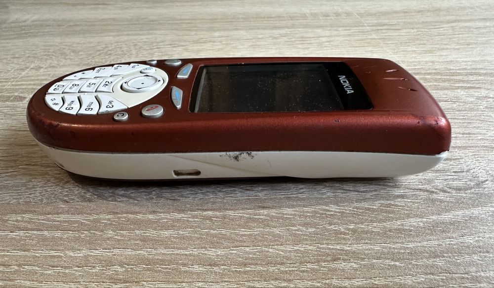Nokia 3660 Avariado