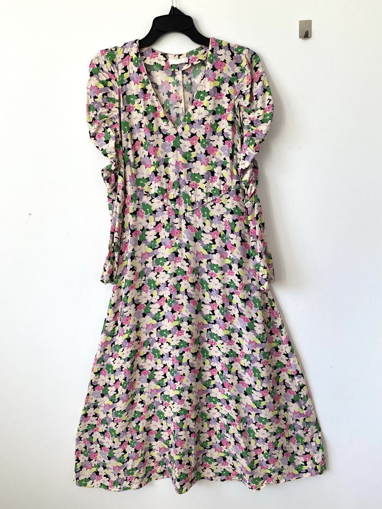 H&M długa midi sukienka kwiecista rekawy kolorowa