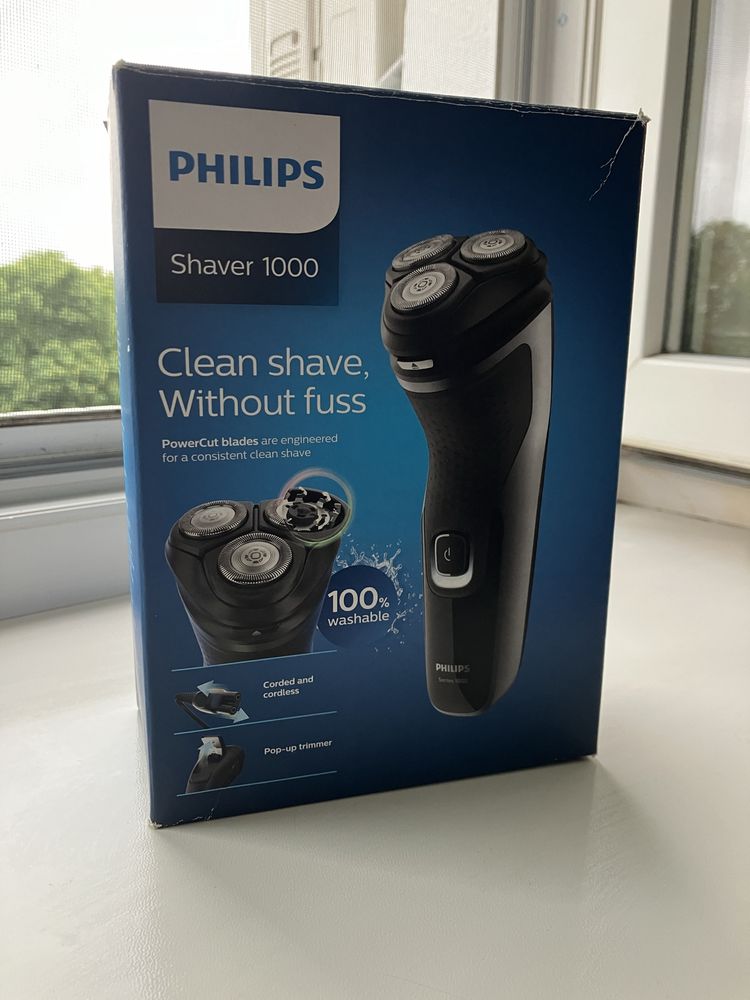 Електробритва Philips