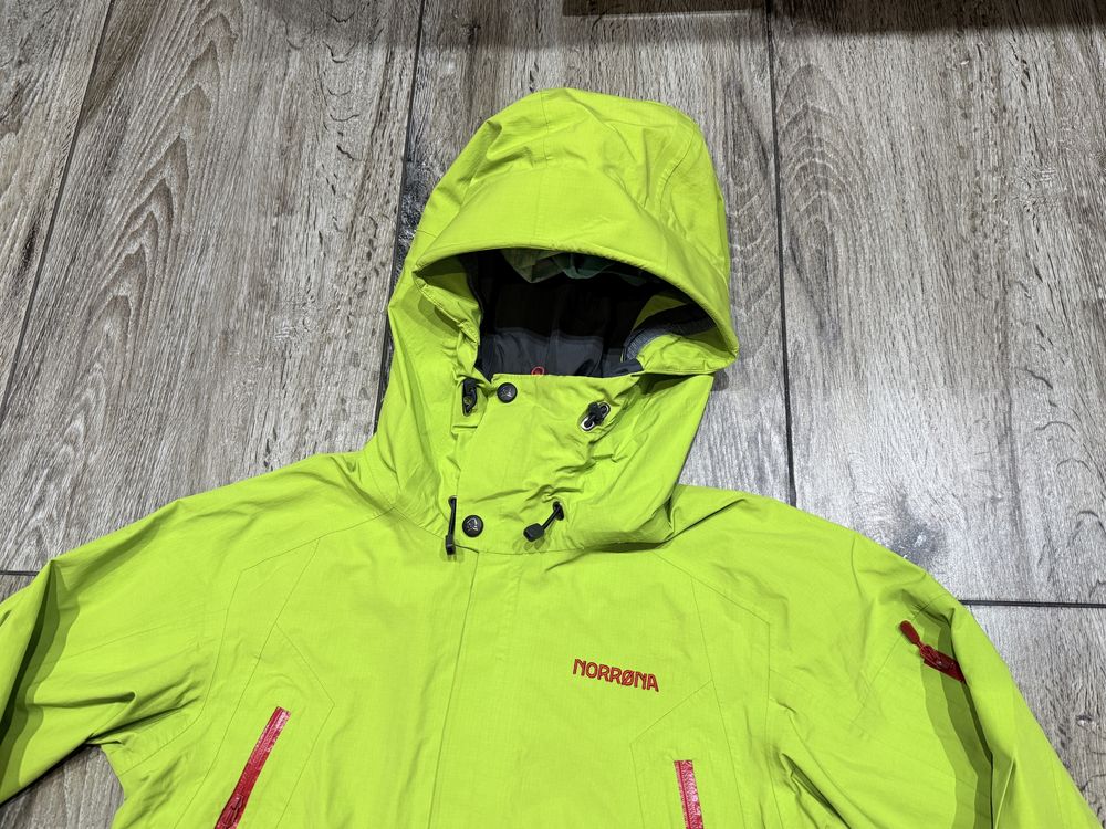Damska kurtka trekkingowa NORRONA Narvik membrana Gore Tex roz S