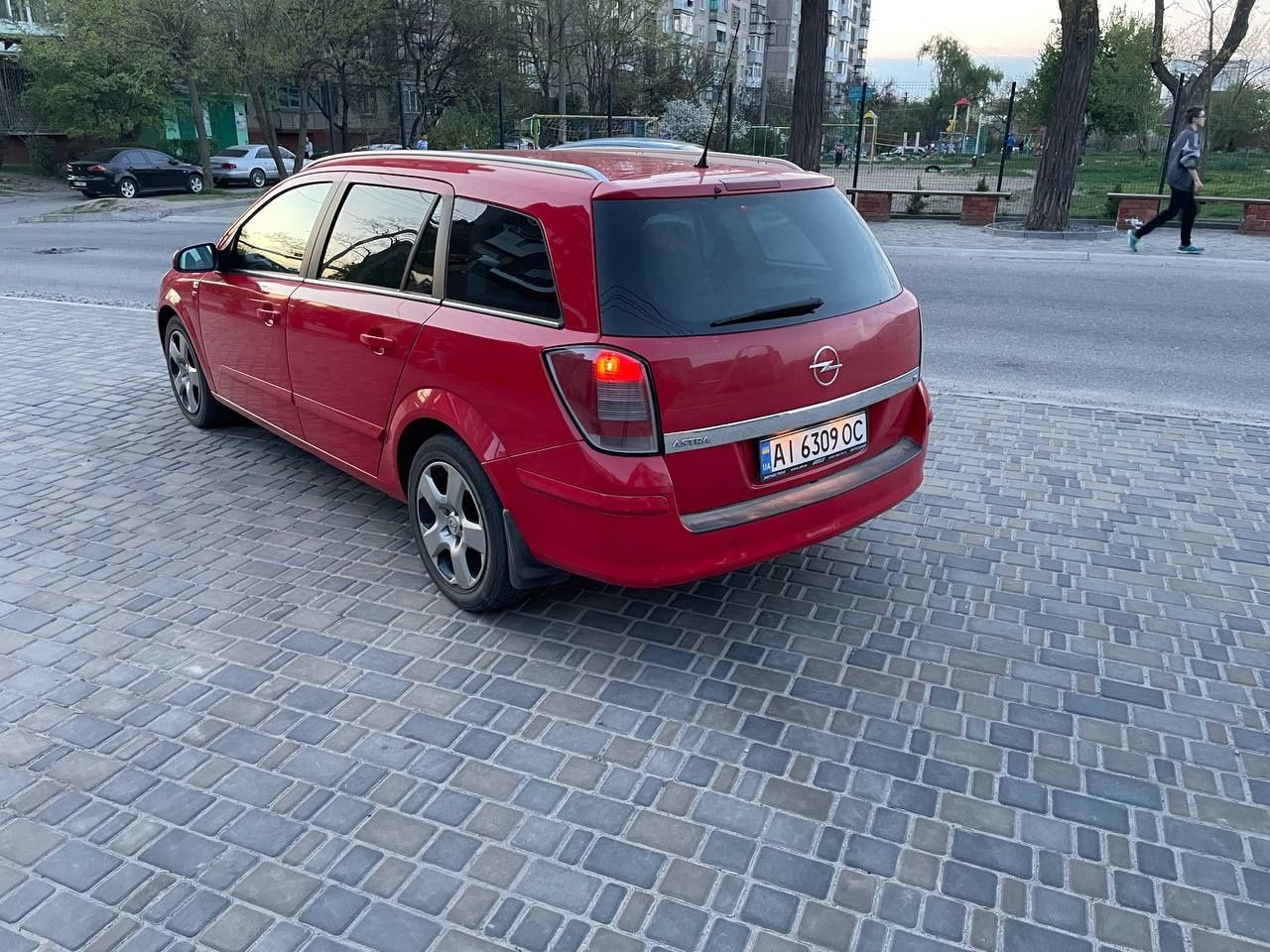 Продам Opel Astra h