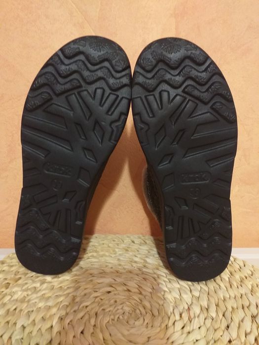 Бурки, бабуші, тапці. Розмір 37, 38, 39, 40, 41, 42.