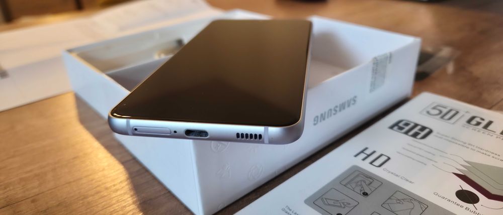 Samsung Galaxy S21 FE 5G 6/128GB SM-G990B Lavender Różowy - idealny