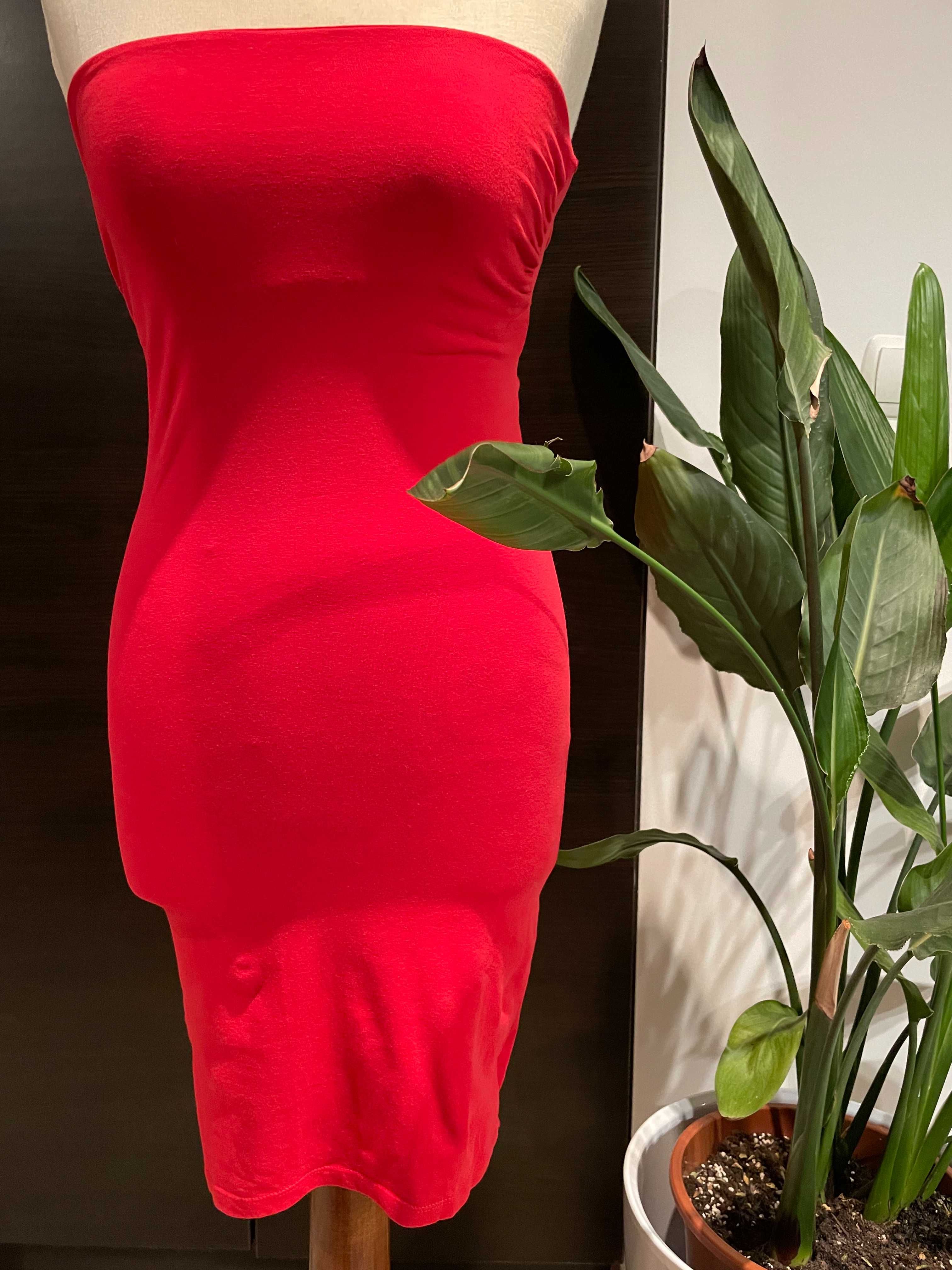 Seksowna czerwona sukienka bez ramion, roz. S, Reserved, 40 zł