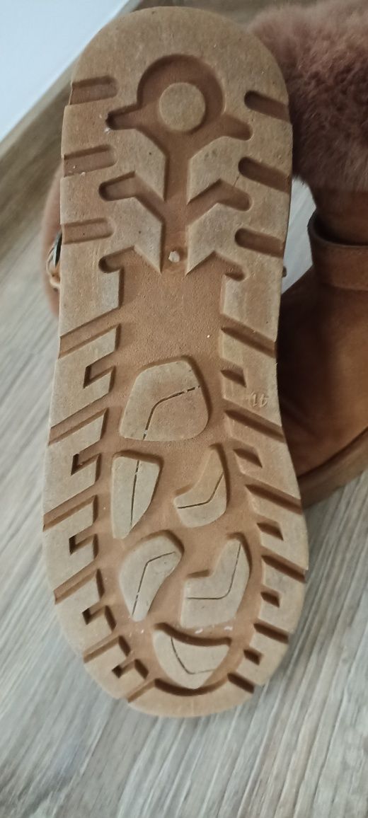 Botki zamszowe brązowe