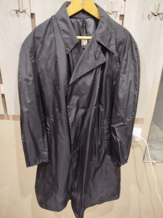 Новые плащи в отличном состоянии!