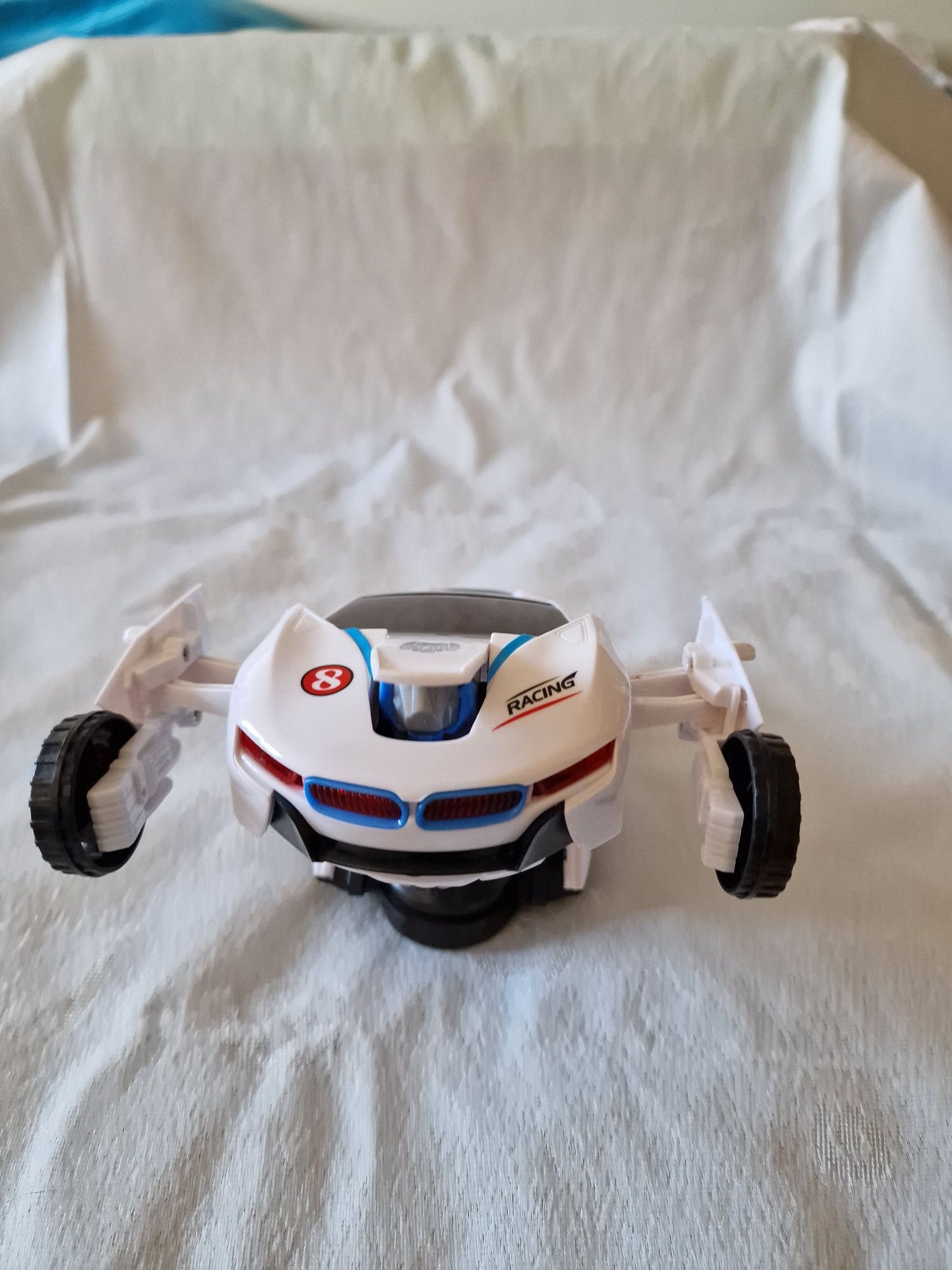 Carro de brinquedo que se transforma em Robot
