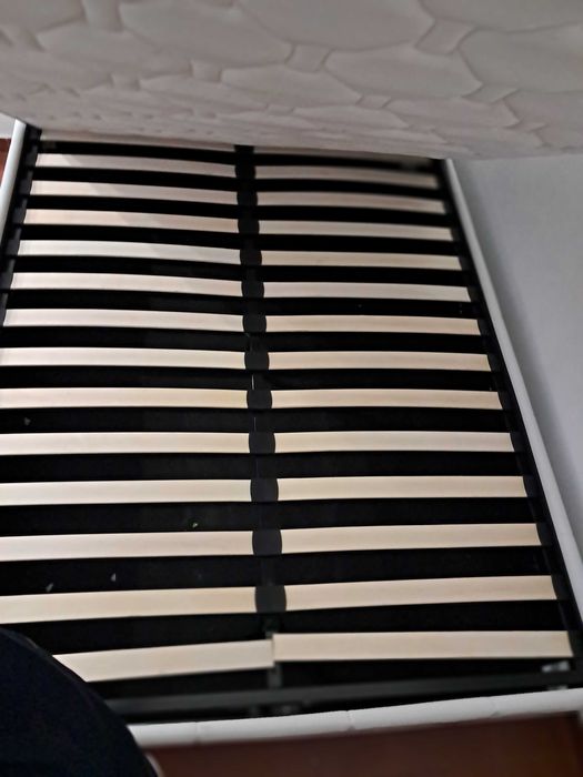 Cama somnier e colchão -Albufeira