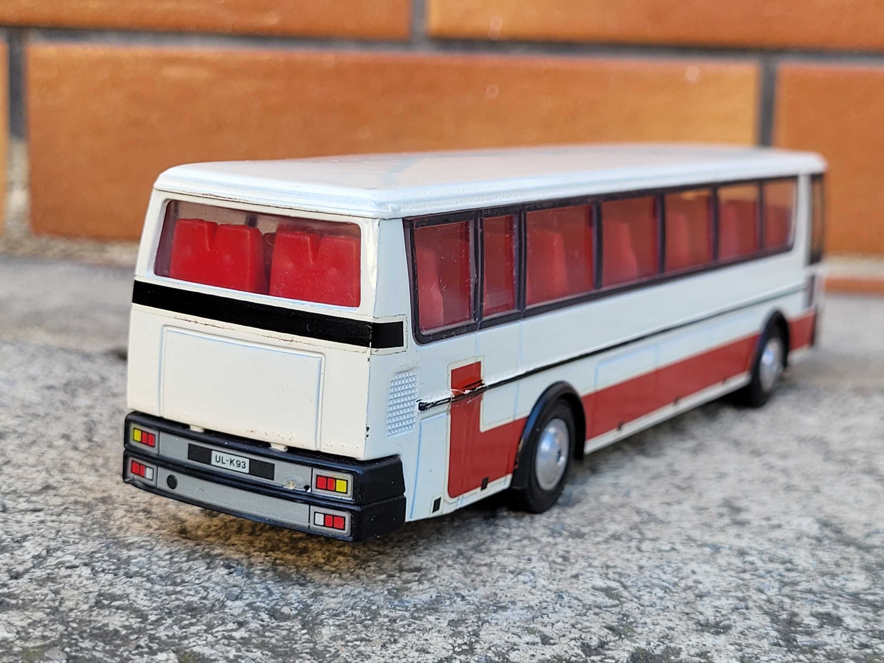 Autobus Autokar Magirus deutz luxusreisebus kolekcja NZG 1:60 PKS