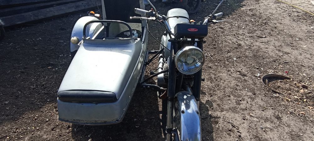 Продам Иж юпитер 5 ( не на ходу )