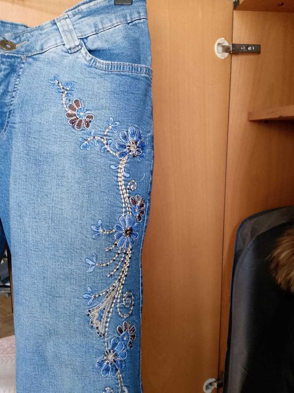 Джинсові бриджі капрі GIORGIO fashion стрейч з вишивкою