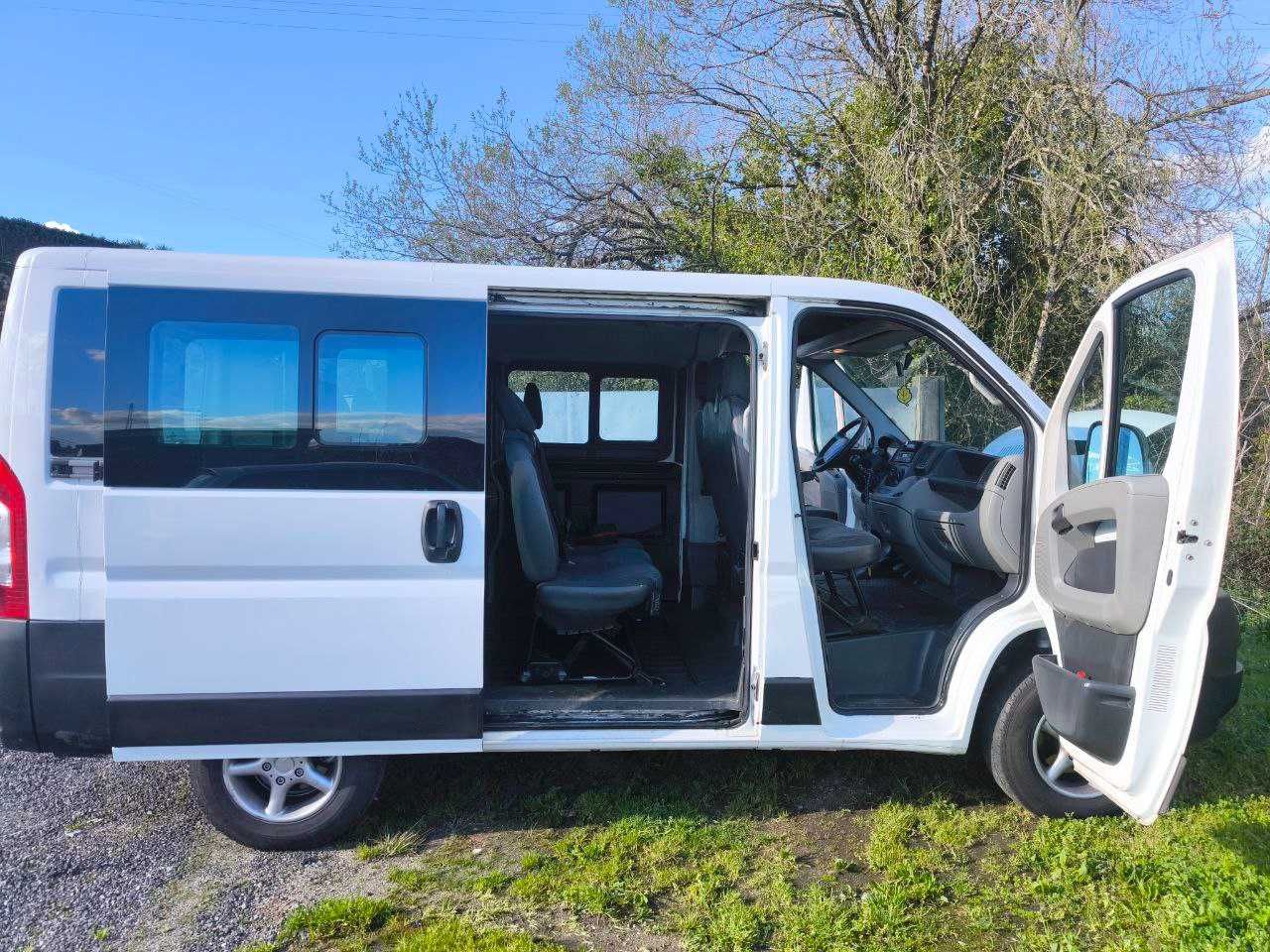 Peugeot Boxer Minibus